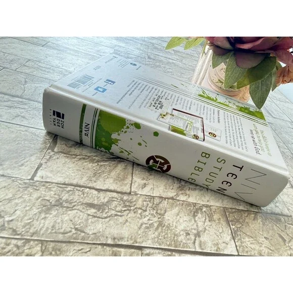 NEW Teen Study Bible-NIV by Zondervan - Picture 12 of 12